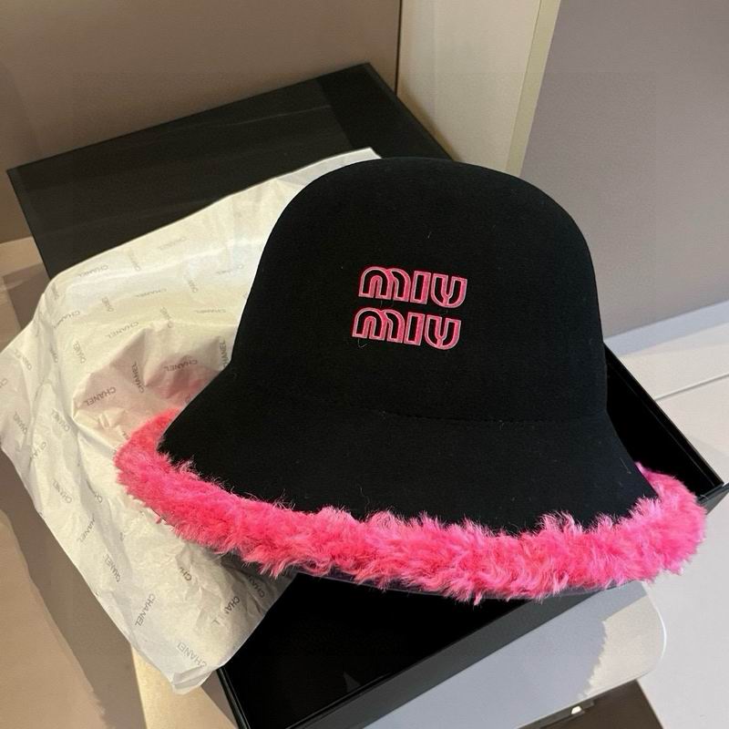 Miumiu Hat 010901